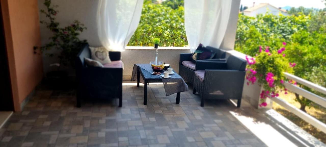 Apartman Rabatin Свети-Филип-и-Яков Экстерьер фото